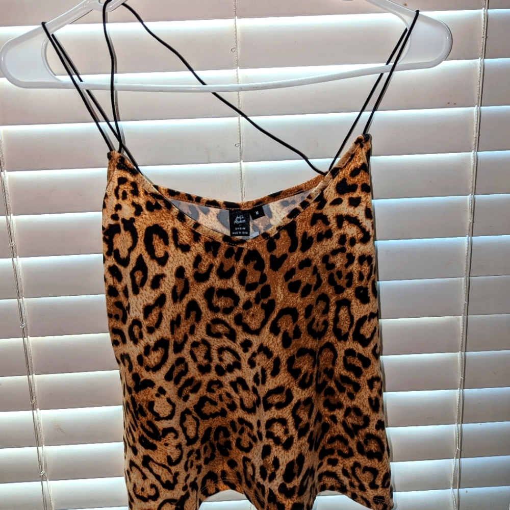 Strappy Leopard print tank top